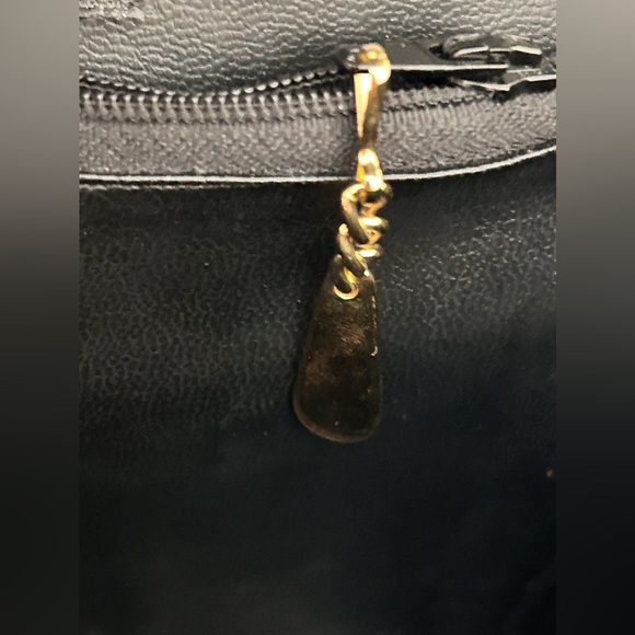 Vintage NAVY Quilted Chain Crossbody Made in France - Picture 10 of 15